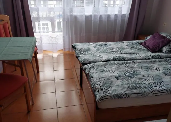 Pod Sosnami 46 3* Pobierowo